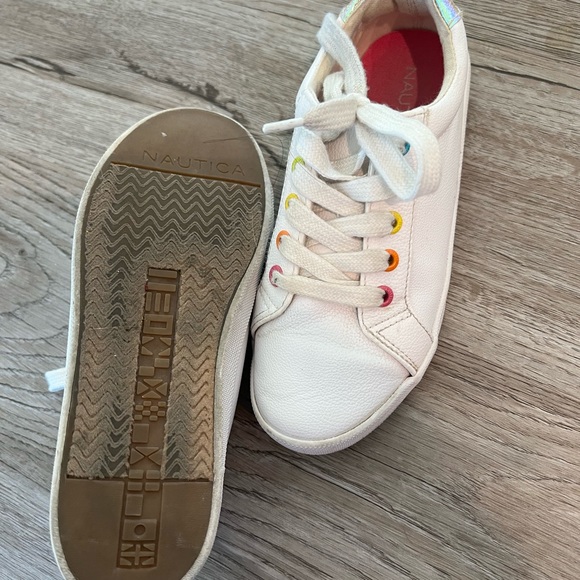 Nautica Little Girls Lace Sneakers size 1 - Picture 6 of 6